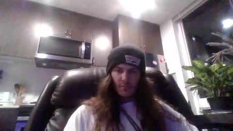 letsdoit206 online show from 12/23/25, 01:03
