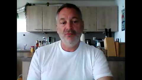 Snapshot of letshavefun2gether68 chatting on 05/11/26, 05:24 letshavefun2gether68 online show from 05/11/26, 05:24