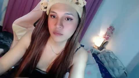 Snapshot of letsplaybaby_ chatting on 03/12/26, 02:50 gene online show from 03/12/26, 02:50