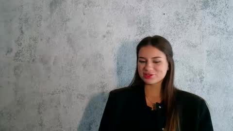 Emily online show from 09/09/25, 06:13