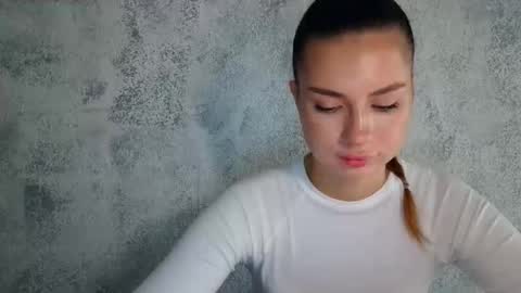 Emily online show from 09/16/25, 12:39