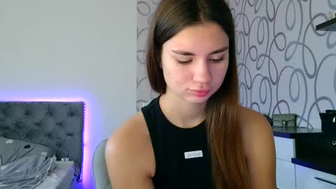 Emily online show from 10/30/25, 07:32