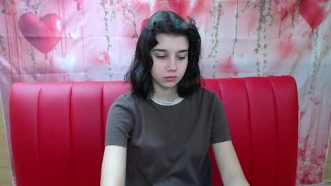 Snapshot of letty_curly chatting on 03/27/26, 06:30 letty_curly online show from 03/27/26, 06:30