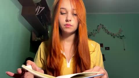 Lola online show from 04/01/26, 07:11