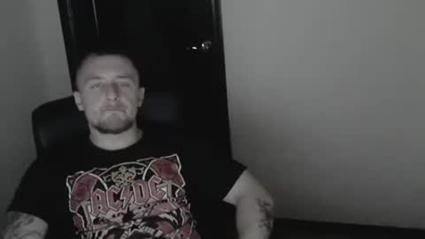 lev1ngston online show from 12/24/24, 09:44