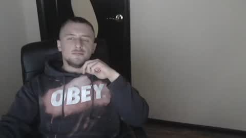 lev1ngston online show from 01/09/25, 08:24