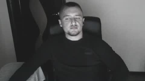 lev1ngston online show from 10/04/25, 08:40