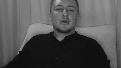 Snapshot of lev1ngston chatting on 06/16/26, 05:37 lev1ngston online show from 06/16/26, 05:37