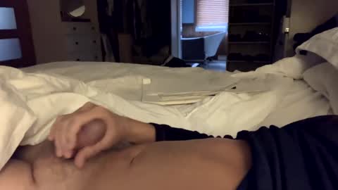 levec7 online show from 12/28/24, 01:38