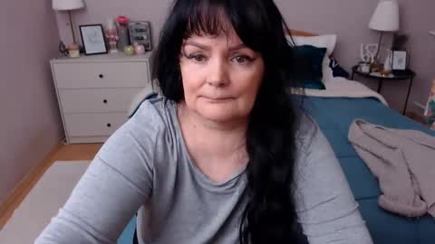 Mary online show from 01/08/26, 01:57