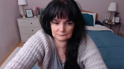 Mary online show from 01/11/26, 01:05