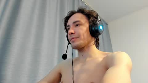 Next Stream 02122024 2000 UTC0 online show from 03/04/25, 12:07