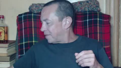 Snapshot of levon48 chatting on 07/09/26, 12:15 levon48 online show from 07/09/26, 12:15