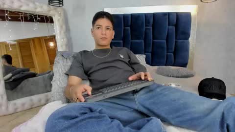 LevySteven online show from 11/29/25, 04:37