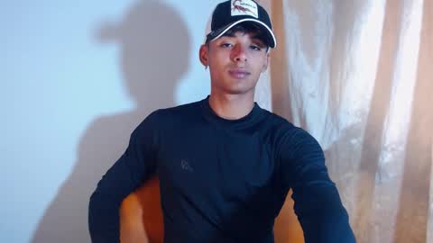 Snapshot of lewis_ly chatting on 02/05/26, 04:44 i am lewis ly EDUARDO MEMDOZA15 online show from 02/05/26, 04:44