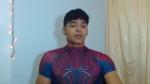 i  am lewis ly EDUARDO MEMDOZA15 online show from 04/21/26, 02:01