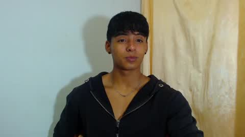 i  am lewis ly EDUARDO MEMDOZA15 online show from 05/21/26, 03:30
