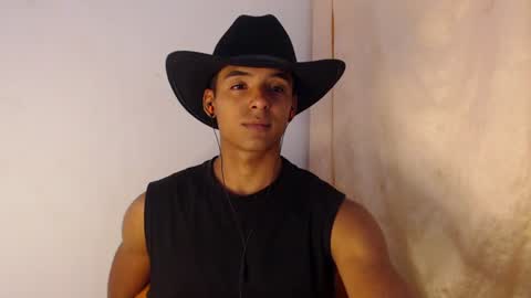 i  am lewis ly EDUARDO MEMDOZA15 online show from 07/12/26, 04:42