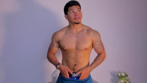 lewis online show from 04/27/26, 08:18