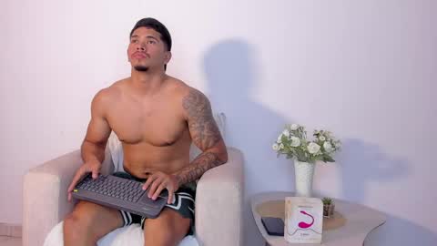 lewis online show from 05/06/26, 08:36