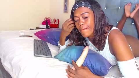 lexa_rouge online show from 10/17/25, 07:16