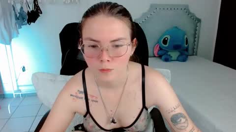 Lexas Room online show from 12/16/25, 05:12