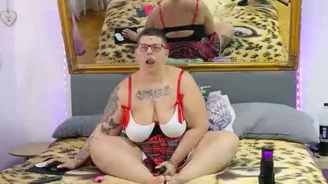 Lexi und Lex online show from 11/15/25, 10:23