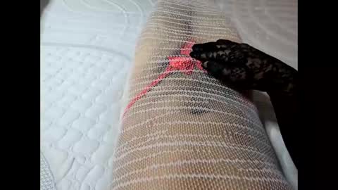 Snapshot of lexi4104 chatting on 11/04/25, 12:43 lexi4104 online show from 11/04/25, 12:43