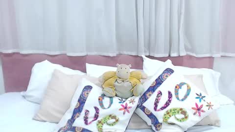 Gabrielle online show from 01/30/25, 10:50