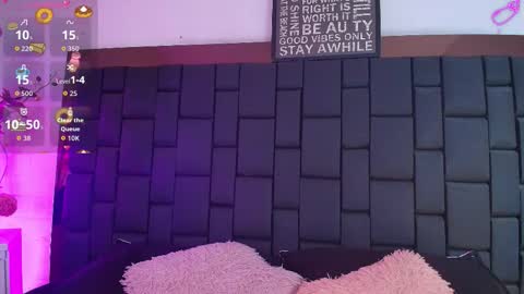 Lexi Howard  online show from 09/11/25, 05:29