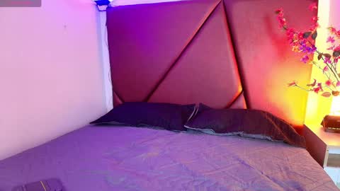 Lexi Howard  online show from 04/22/26, 05:21