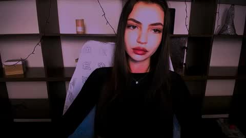 Alexia online show from 12/16/24, 06:05