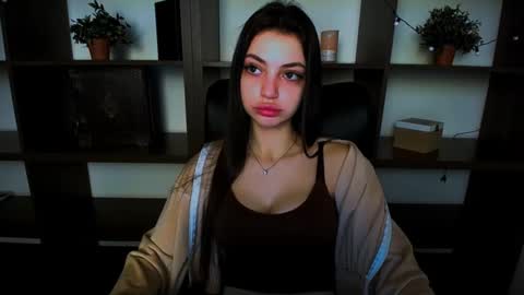 Alexia online show from 03/08/25, 09:50