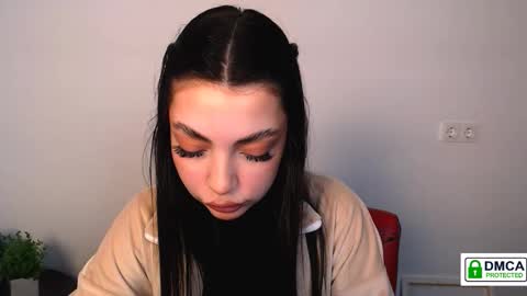 Alexia online show from 10/29/25, 01:13