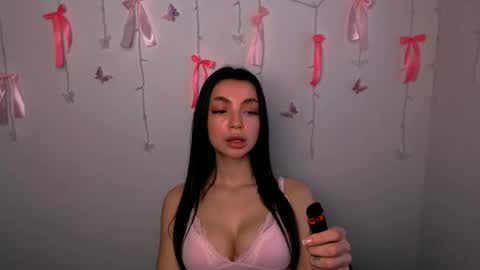 Alexia online show from 04/19/26, 11:09