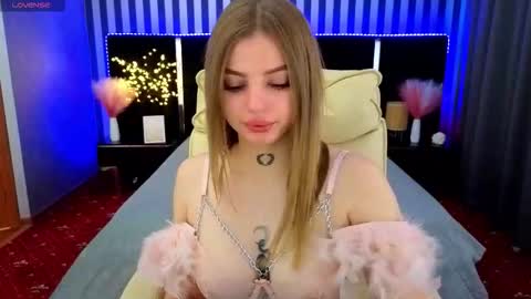 lexi_si online show from 02/24/26, 07:28