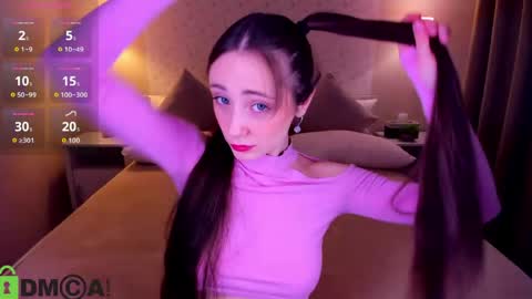 Lexi GTM2 MonWedThurSatSun 1000am-400pm online show from 04/15/26, 01:34