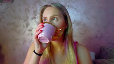 LEXXY online show from 02/23/26, 06:00