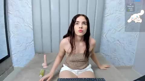 LexiCutee online show from 06/10/26, 03:44