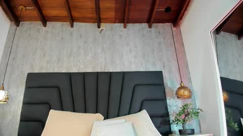 Lexie online show from 11/13/25, 11:31