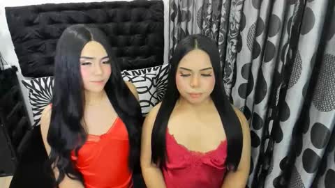 lexiecum4u online show from 12/14/25, 05:02