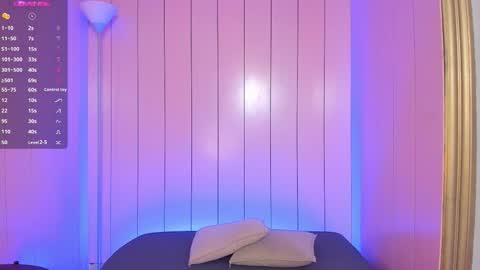 Lexie Thompson  online show from 12/14/25, 12:10