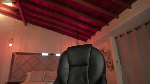 Lexie  online show from 01/28/25, 11:50