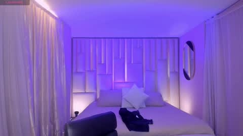 Lexie  online show from 10/11/25, 12:58