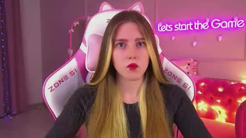 Lexi online show from 12/02/25, 06:19