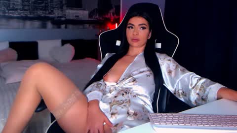 Snapshot of lexisanne chatting on 05/30/26, 07:27 Amalia online show from 05/30/26, 07:27