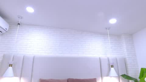 lexxi_gb online show from 11/20/25, 04:23