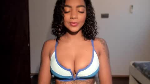 LEXY - Independent account online show from 12/22/25, 01:08