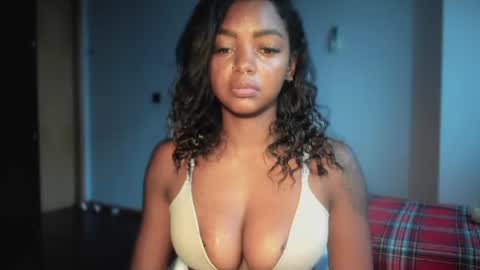 Snapshot of lexy_squirt_queen chatting on 06/22/26, 10:12 LEXY - Independent account online show from 06/22/26, 10:12