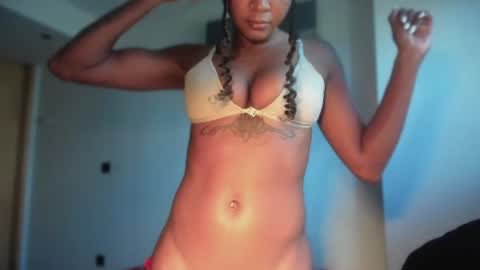 Snapshot of lexy_squirt_queen chatting on 06/27/26, 12:22 LEXY - Independent account online show from 06/27/26, 12:22